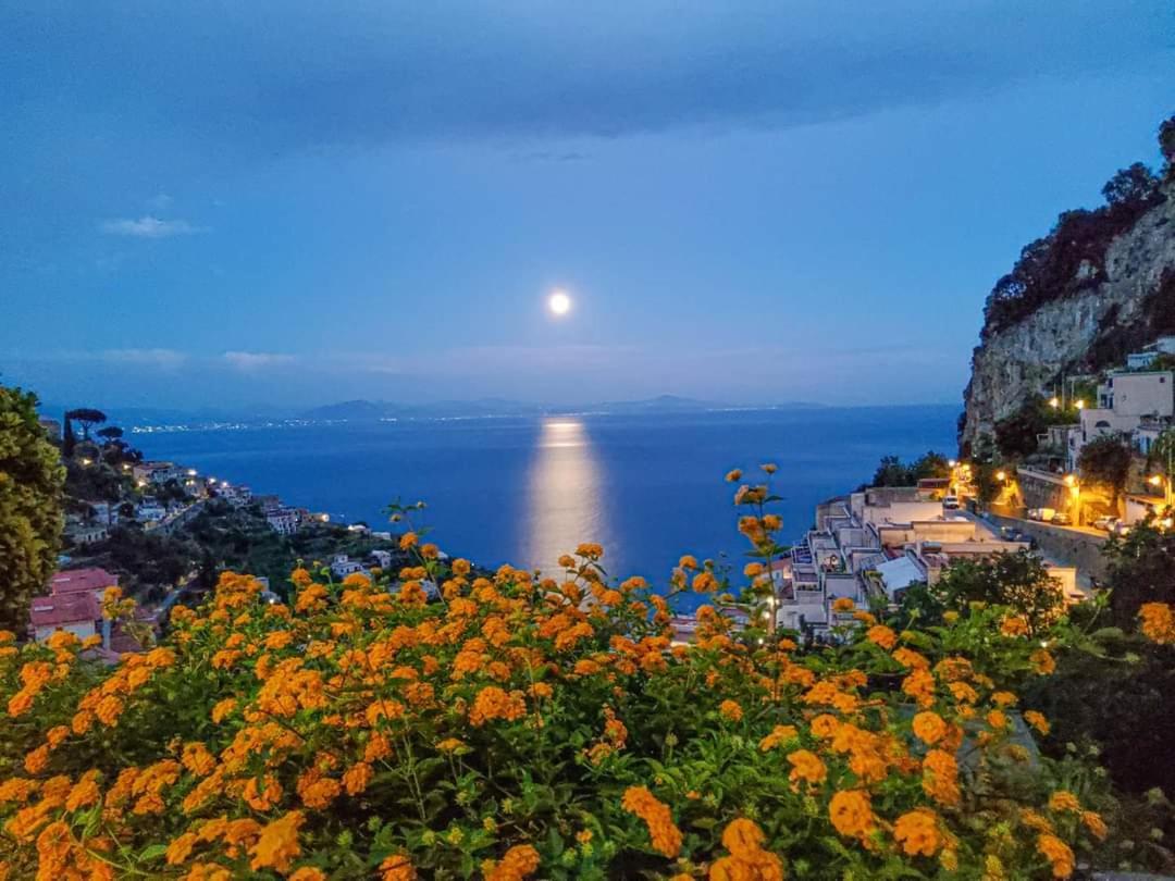 Апартаменти Casa Enzo Con Vista Mare Амальфі Екстер'єр фото